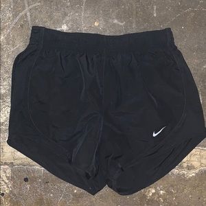 Women’s Nike Tempo running shorts size xs BLACK